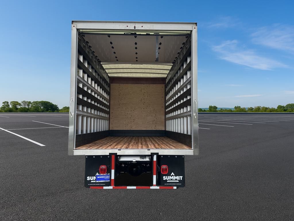 2026 Ford F-650 photo 18