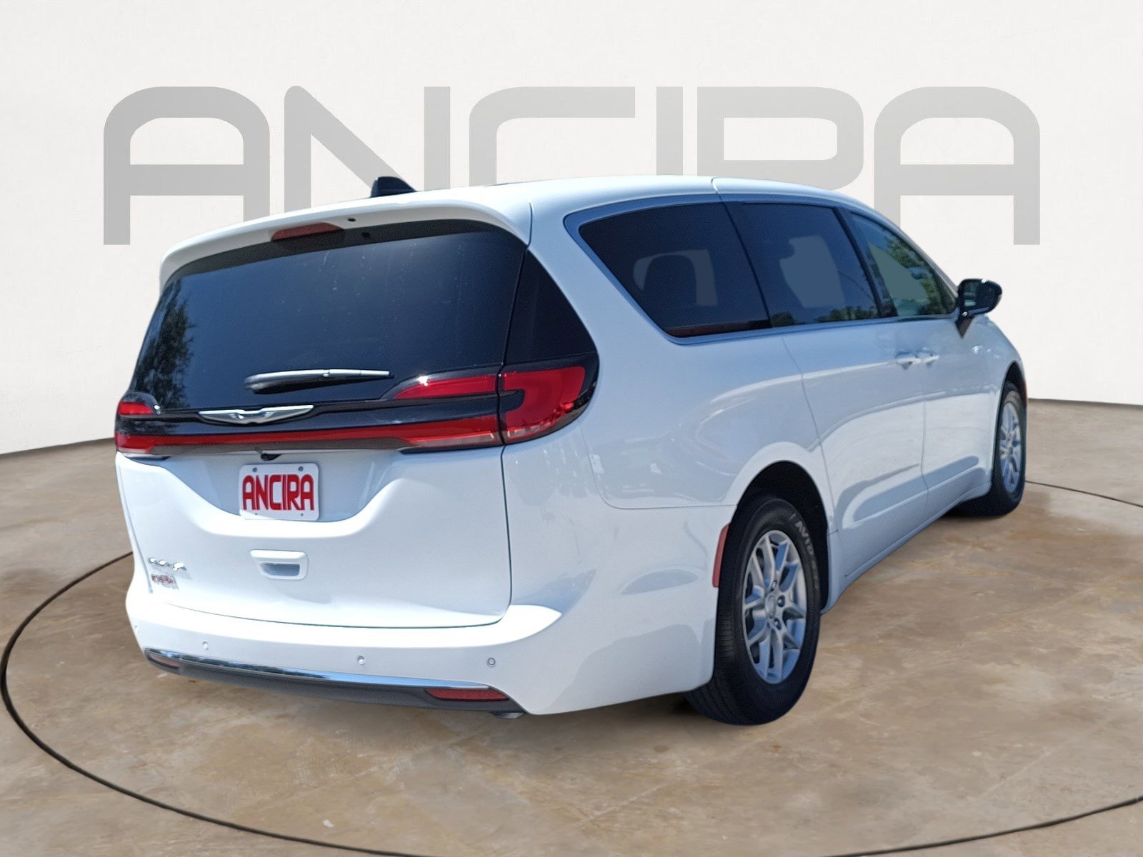 2026 Chrysler Pacifica photo 10