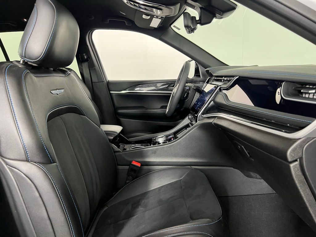 2022 Jeep Grand Cherokee Trailhawk 4xe photo 32
