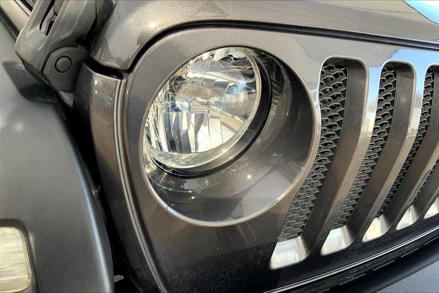 2018 Jeep Wrangler Sport S photo 25