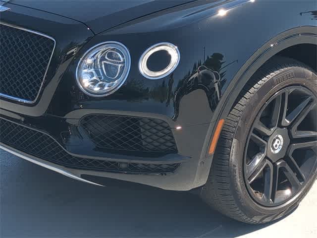 2019 Bentley Bentayga V8 photo 3