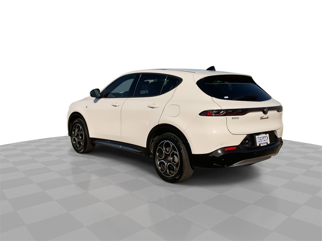 2024 Alfa Romeo Tonale Ti photo 6