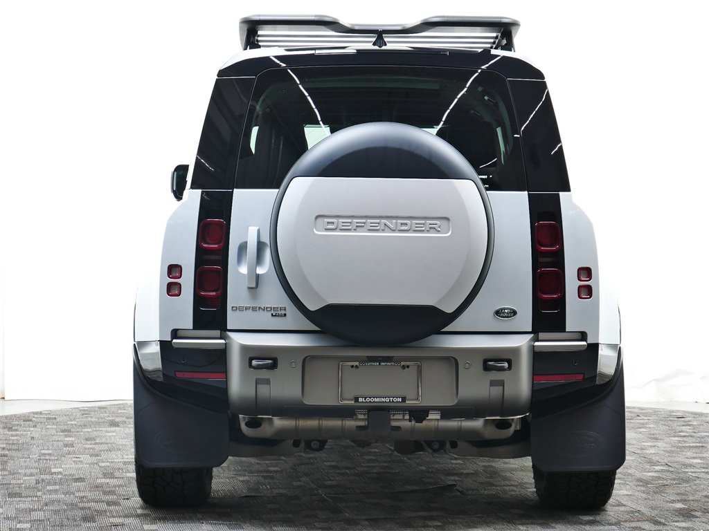 2023 Land Rover Defender 110 X-Dynamic SE photo 6