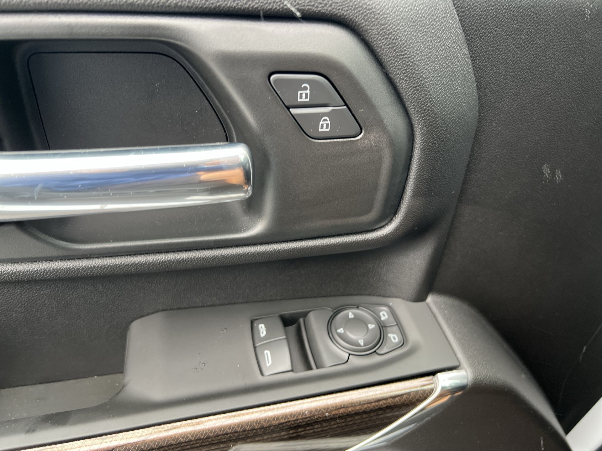 2026 Chevrolet Silverado 2500HD LT photo 15