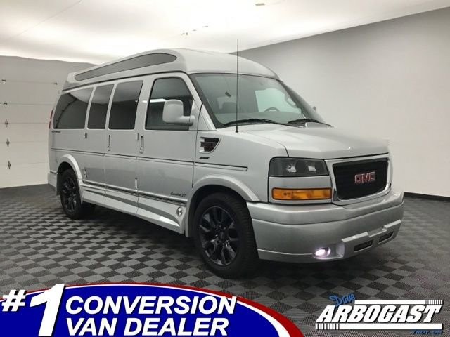 Pre-Owned 2023 GMC Savana Cargo 2500 Work Van Regular Wheelbase in