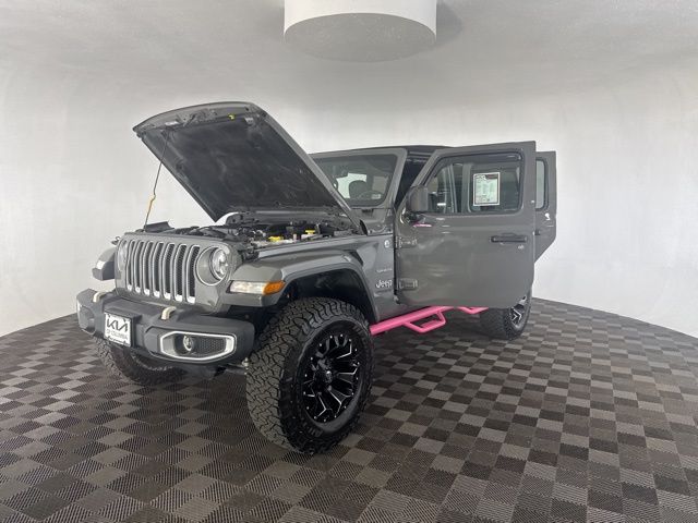 2020 Jeep Wrangler Unlimited Sahara photo 15