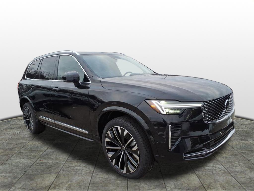 2026 Volvo XC90 Plus's photo