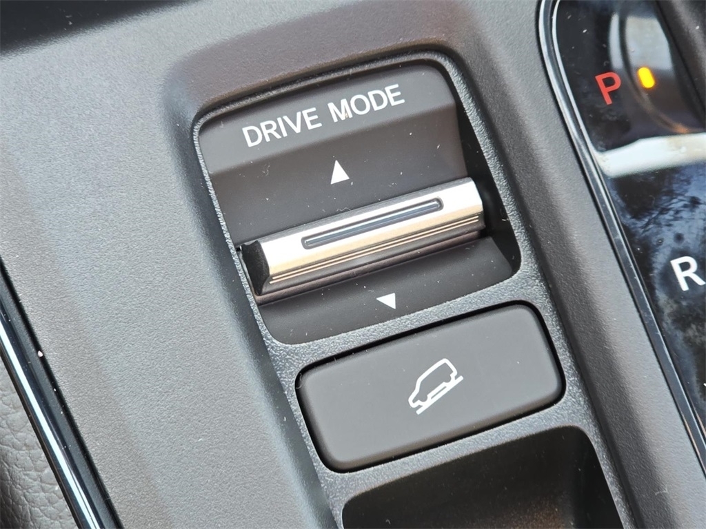 2026 Honda CR-V Hybrid photo 8