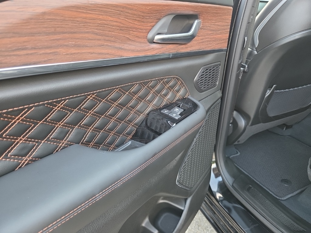 2023 Jeep Grand Cherokee Summit photo 25
