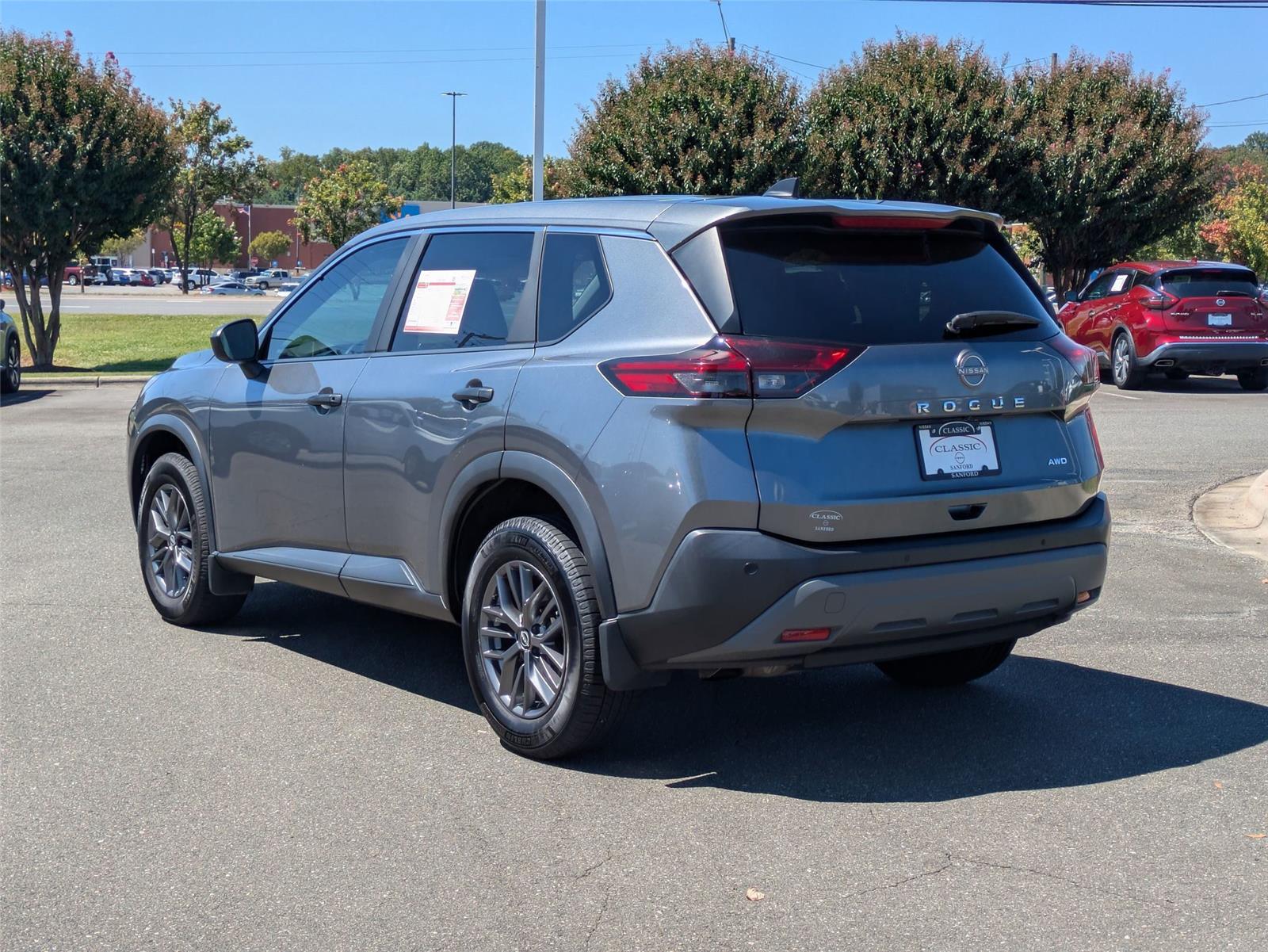 2023 Nissan Rogue S photo 6