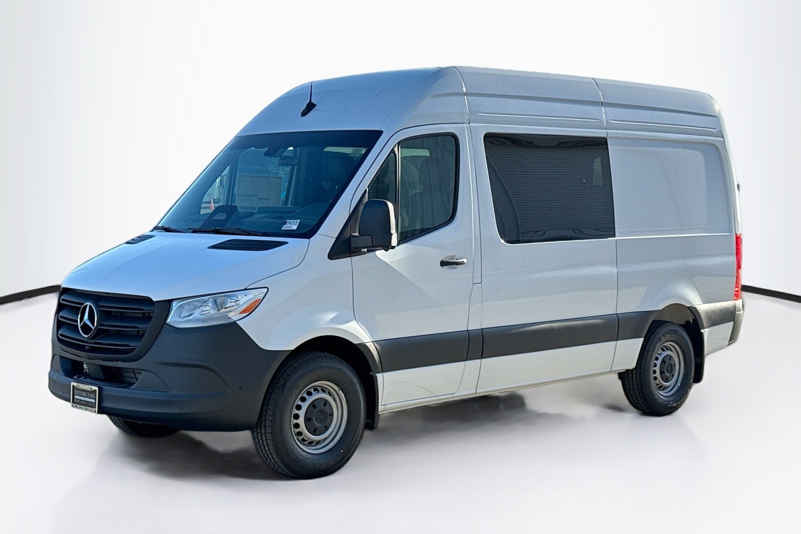2026 Mercedes-Benz Sprinter Crew Van Base's photo