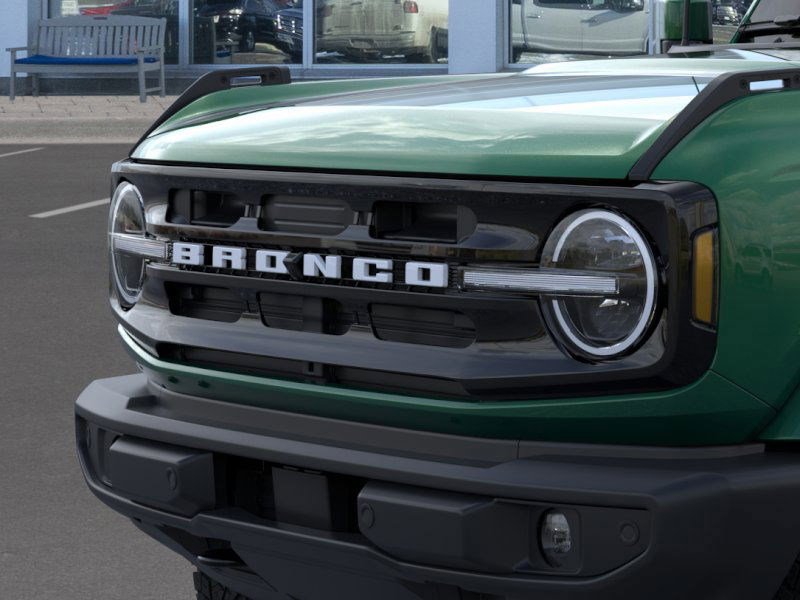 2025 Ford Bronco Outer Banks photo 17