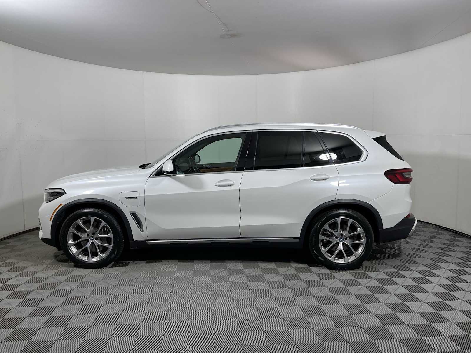 2022 Bmw X5 xDrive45e photo 4