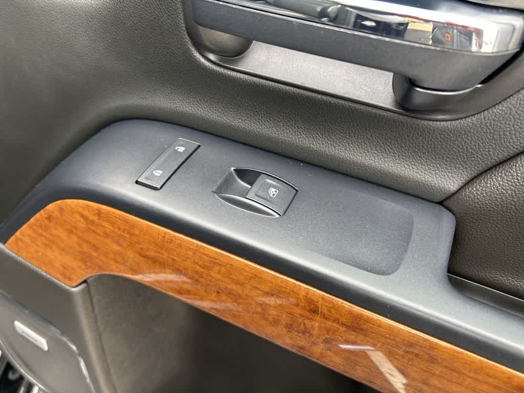 2019 Chevrolet Silverado 3500HD High Country photo 32