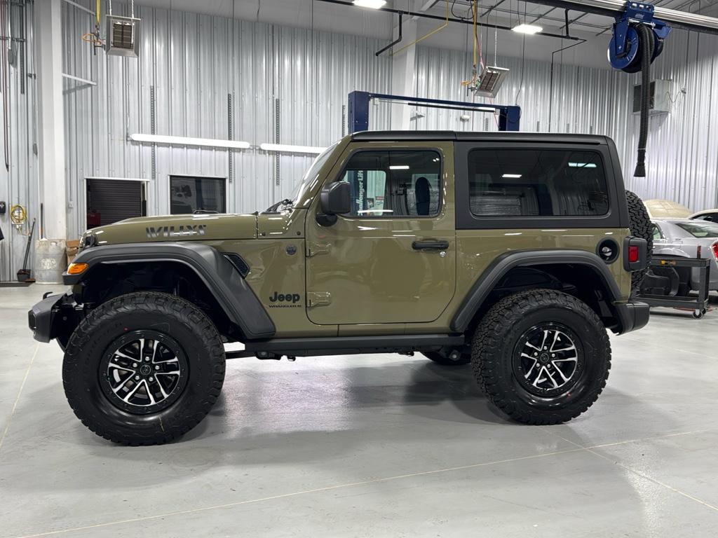 2025 Jeep Wrangler Willys photo 2