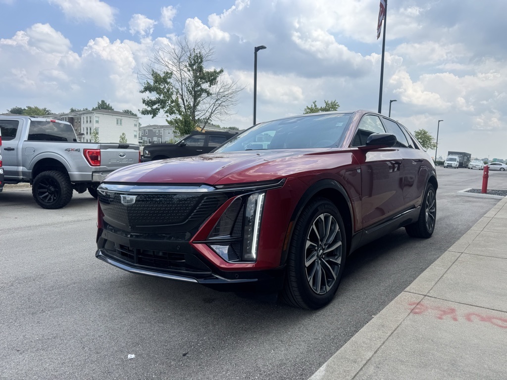 2024 Cadillac Lyriq Sport photo 6