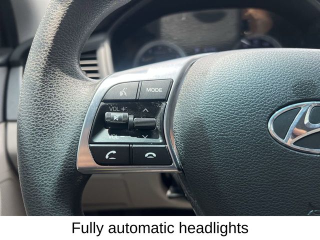 2018 Hyundai Sonata Eco photo 17