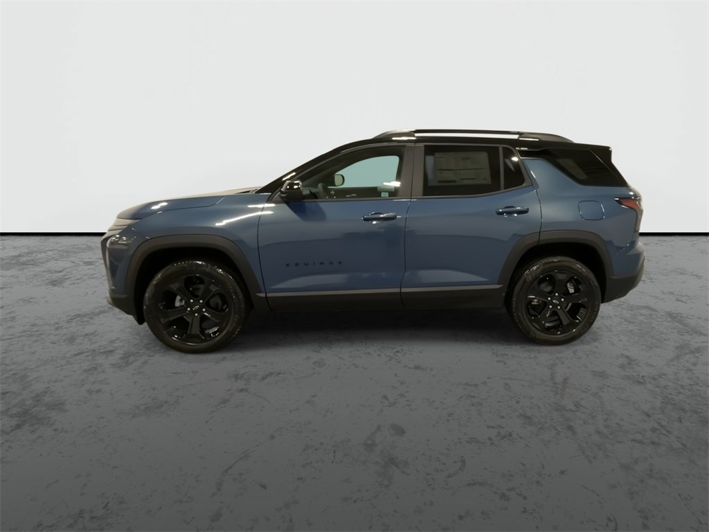 2026 Chevrolet Equinox LT photo 2