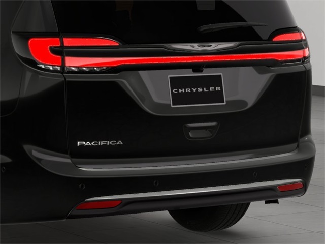 2026 Chrysler Pacifica photo 13