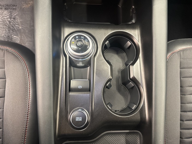 2025 Ford Explorer ST-Line photo 17