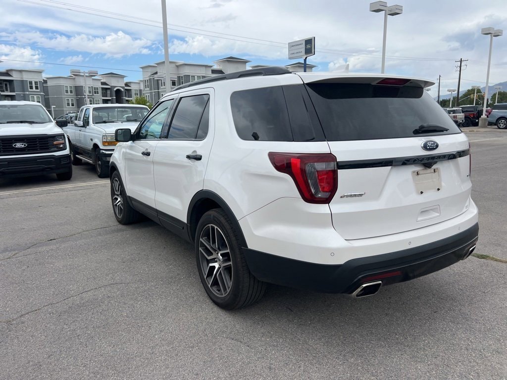 2017 Ford Explorer Sport photo 7