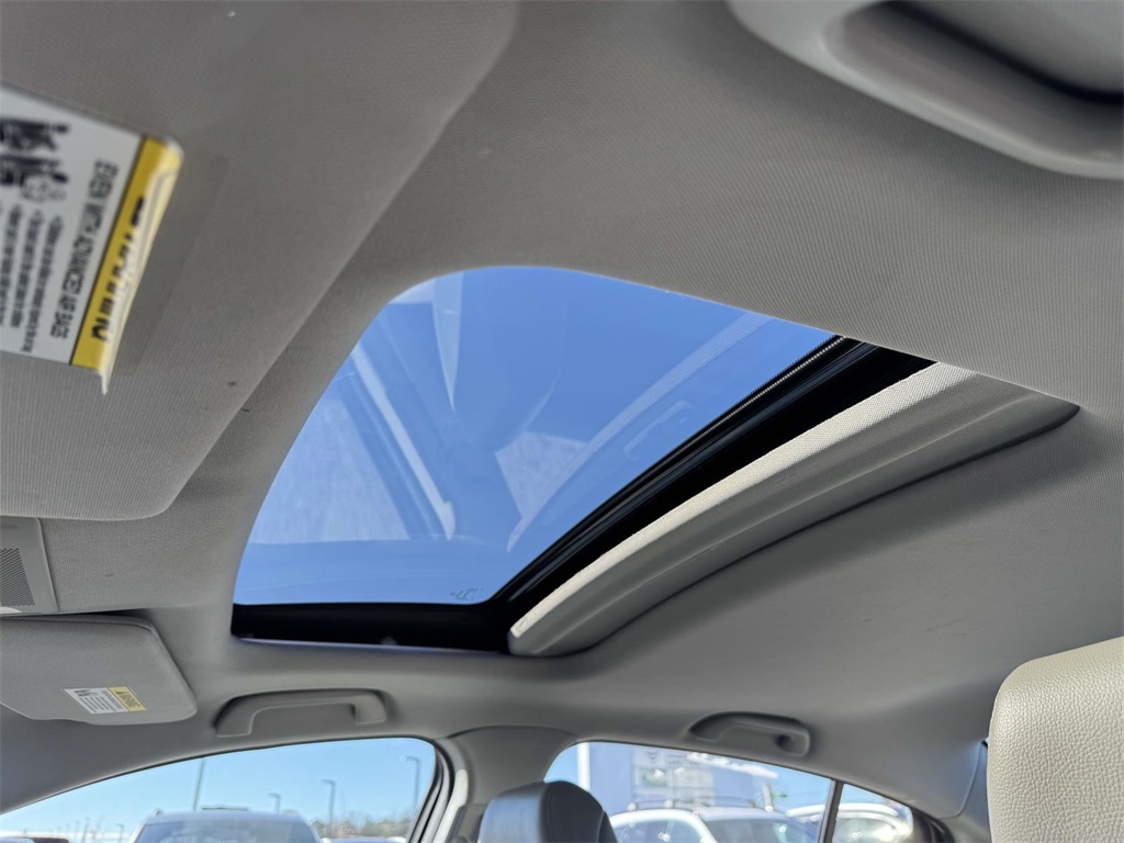 2017 Acura ILX Base Plus photo 3