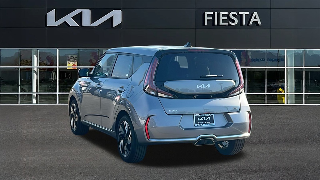 2025 Kia Soul GT-Line photo 6