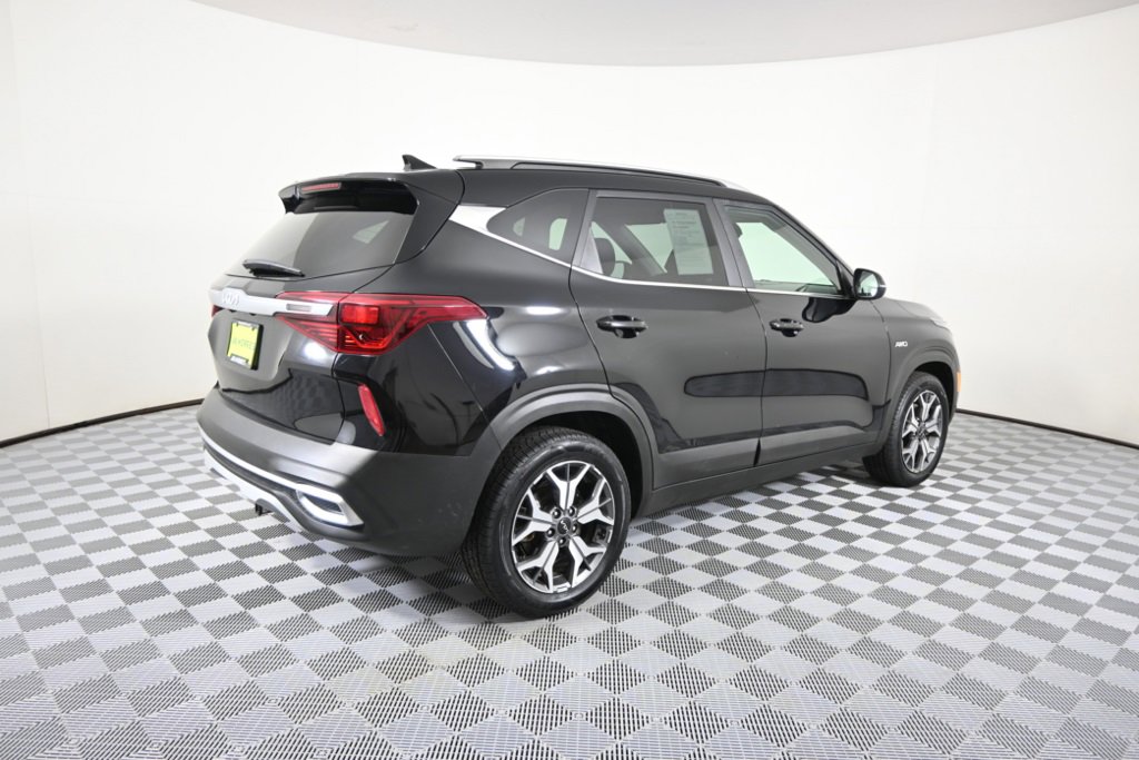 2022 Kia Seltos EX photo 6