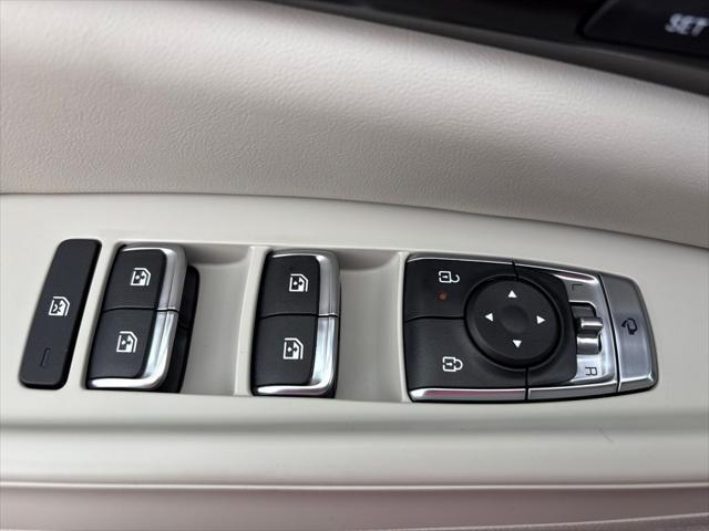 2026 Kia Carnival SX photo 4