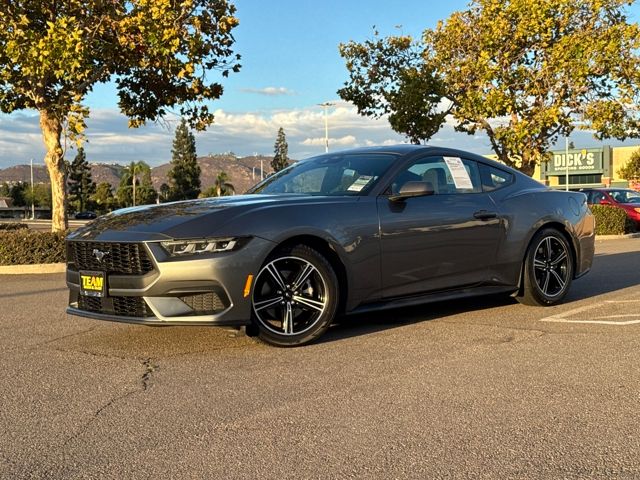 2024 Ford Mustang EcoBoost photo 2