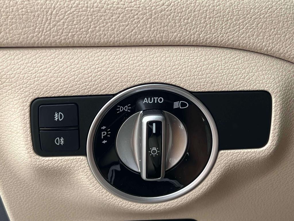 2020 Mercedes Benz GLA 250 4MATIC photo 15