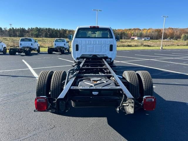 2024 Chevrolet Silverado 5500HD Work Truck photo 4