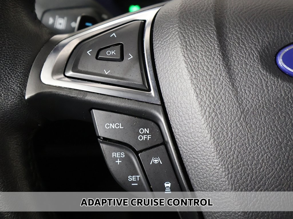 2022 Ford Edge Titanium photo 4