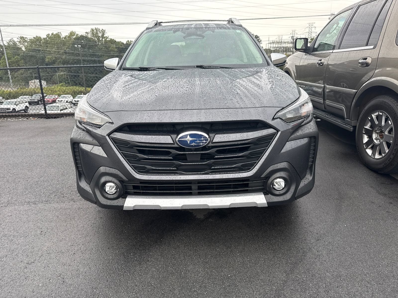 2024 Subaru Outback Touring XT photo 2