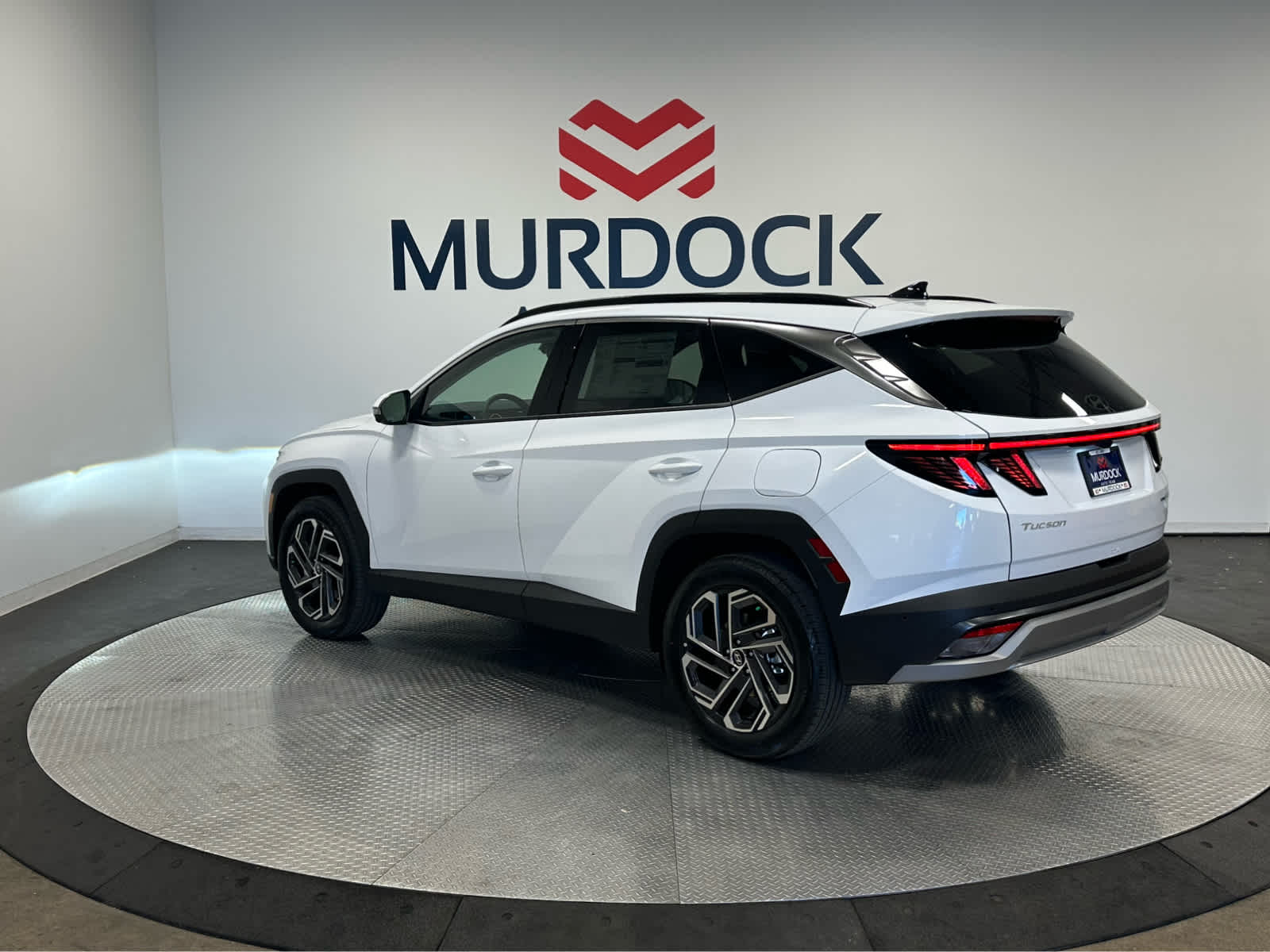 2026 Hyundai Tucson Hybrid Limited Sport photo 2