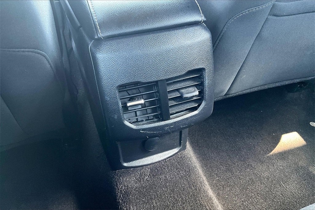 2020 Ford Fusion Hybrid SE photo 31