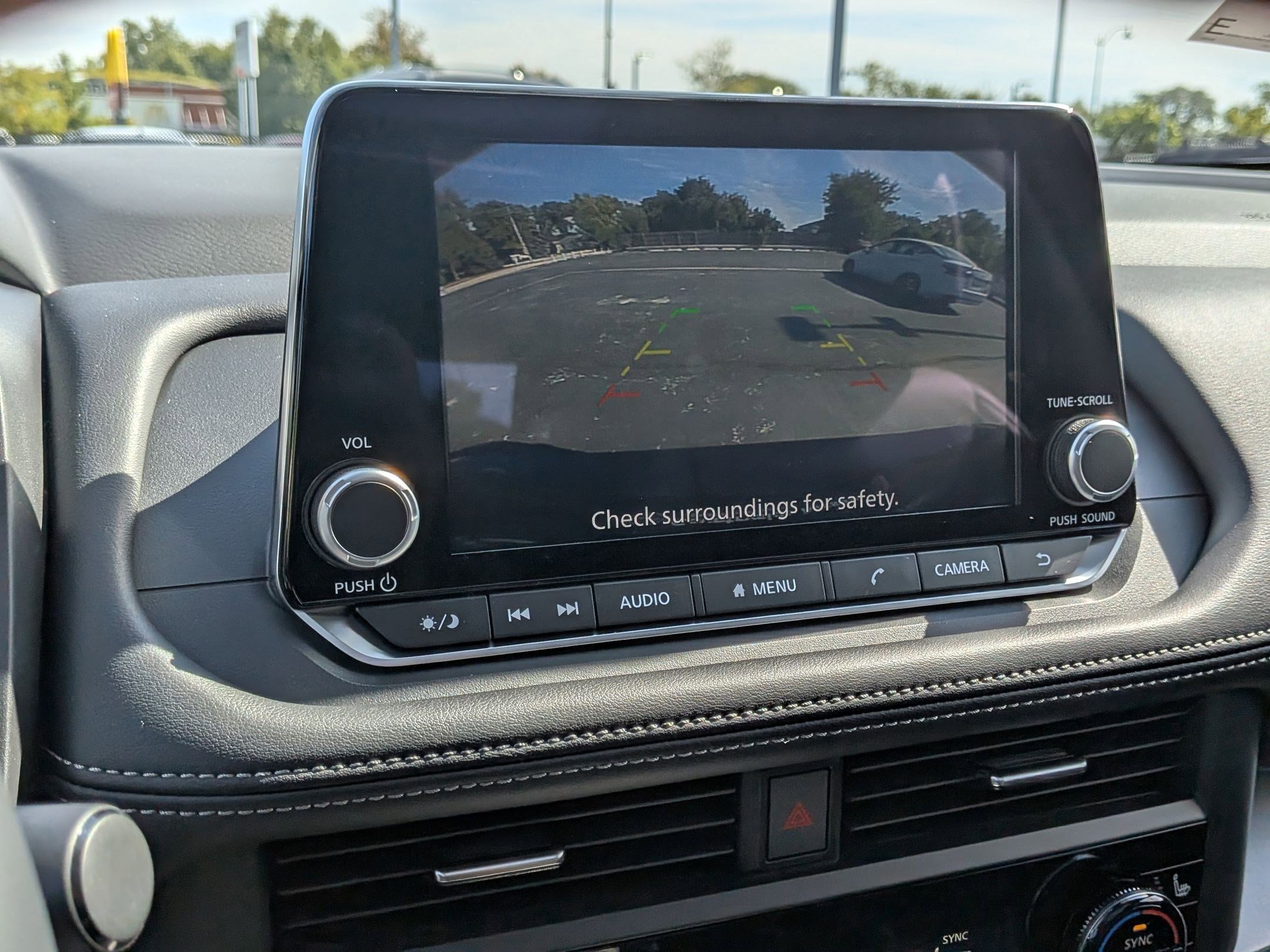 2026 Nissan Rogue SV photo 14