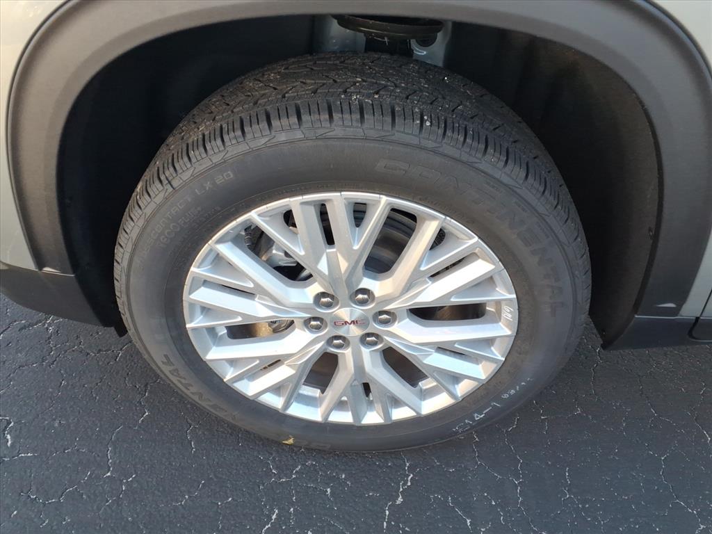 2026 Gmc Acadia Elevation photo 3