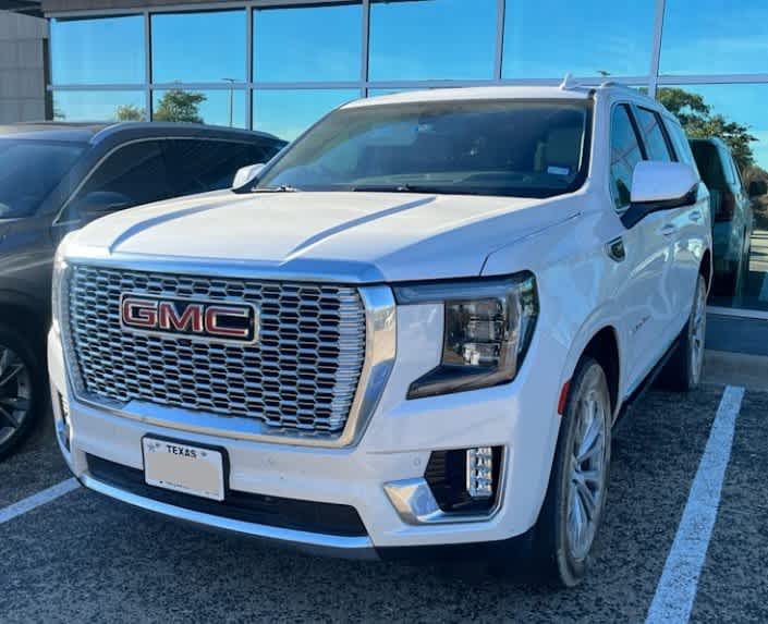 2022 GMC Yukon Denali's photo