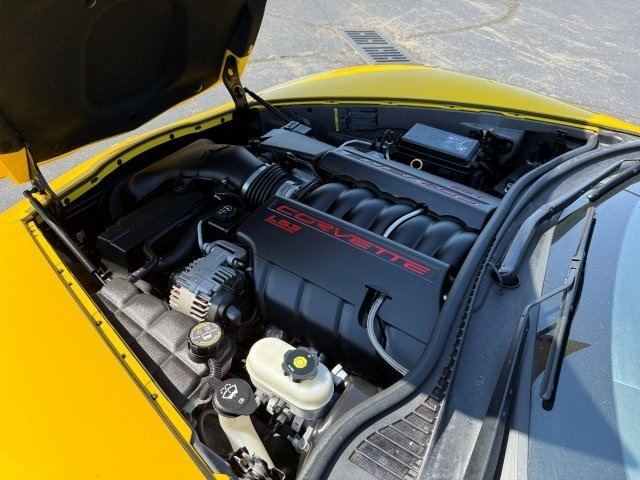 2009 Chevrolet Corvette Base photo 3