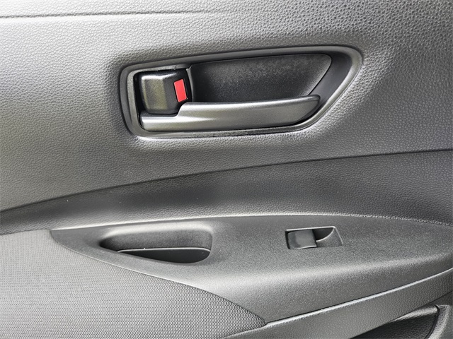 2024 Toyota Corolla LE photo 8