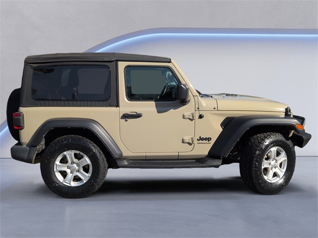 2022 Jeep Wrangler Sport S photo 3