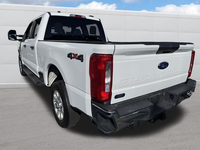 2024 Ford F-250 XLT photo 3