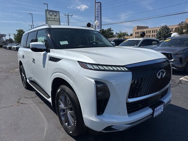 2026 Infiniti QX80 Pure photo 2