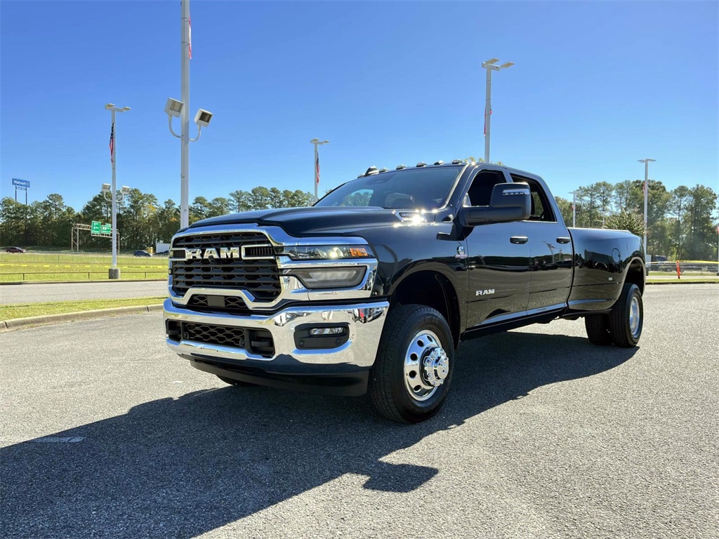 2026 Ram 3500 Big Horn photo 3