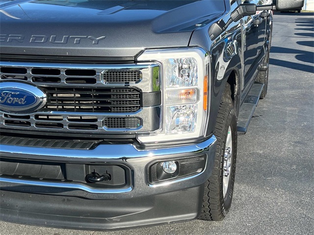 2024 Ford F-250 photo 9
