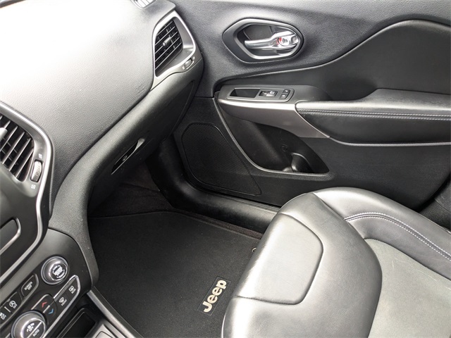 2019 Jeep Cherokee Latitude photo 17