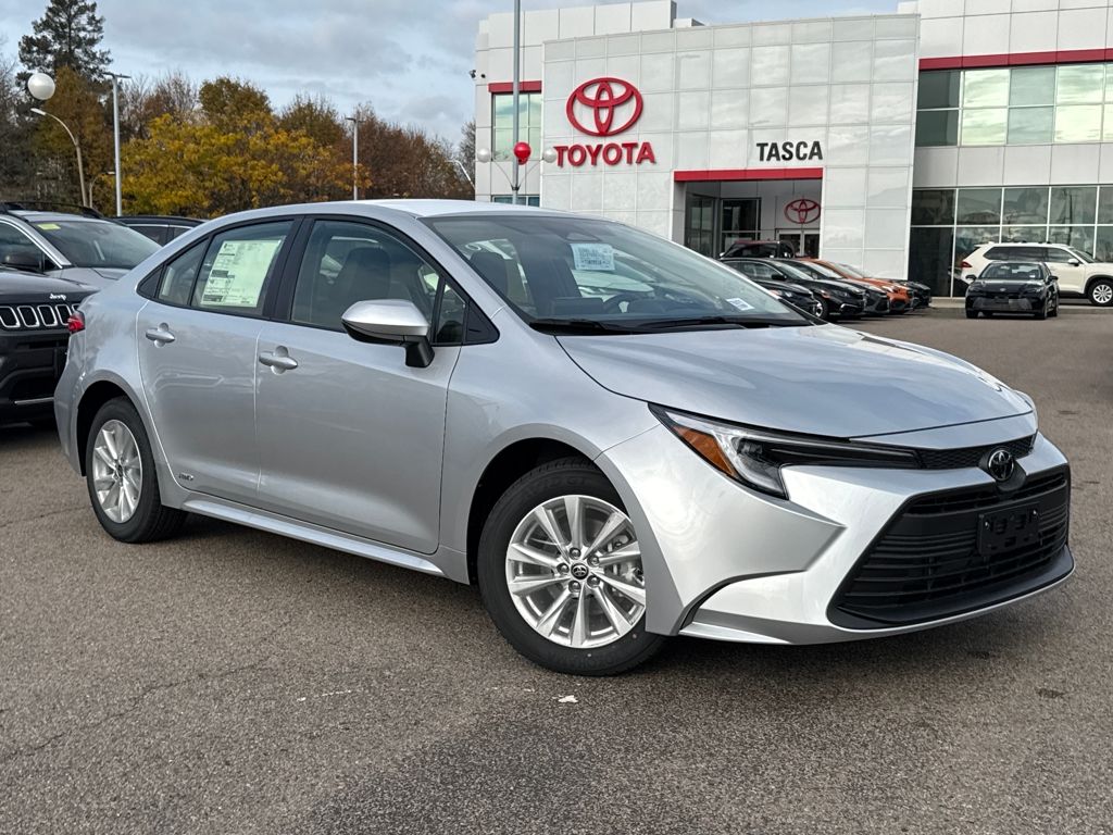 2026 Toyota Corolla LE's photo