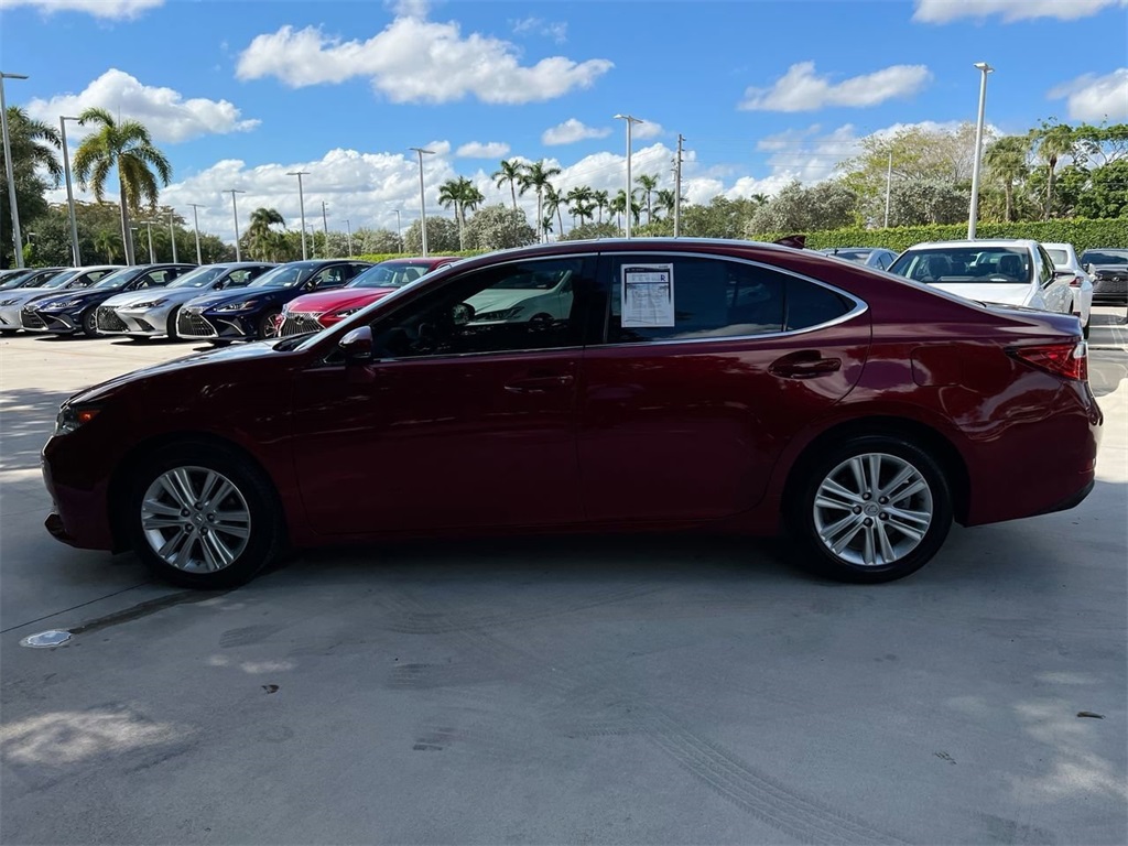 2015 Lexus ES 350 photo 4