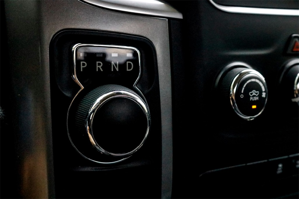 2024 Ram 1500 SLT photo 23